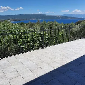  Ferienhaus House Maslina Kroatien